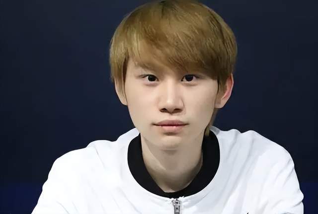 LOL世界冠军转型了？Doinb玩刀塔2太投入，直播透露不打LOL原因